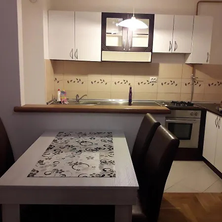 Stan B Apartman Lukavica
